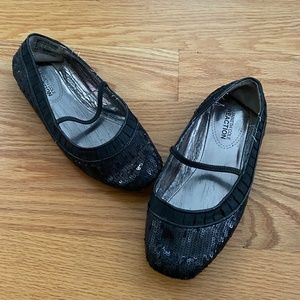 Kenneth Cole Reaction Girls Sequins Ballet Flats (2.5)